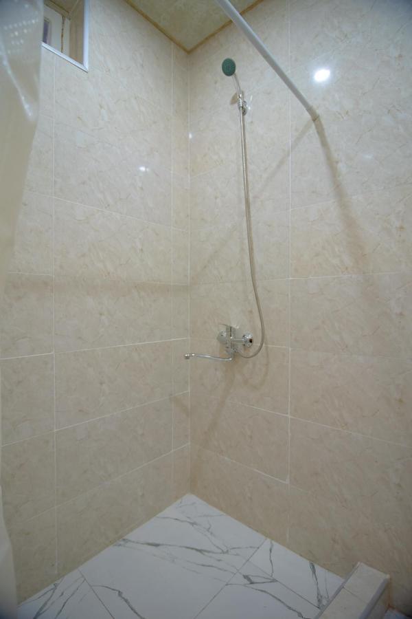 Comfy Corner Appartement Telavi Buitenkant foto
